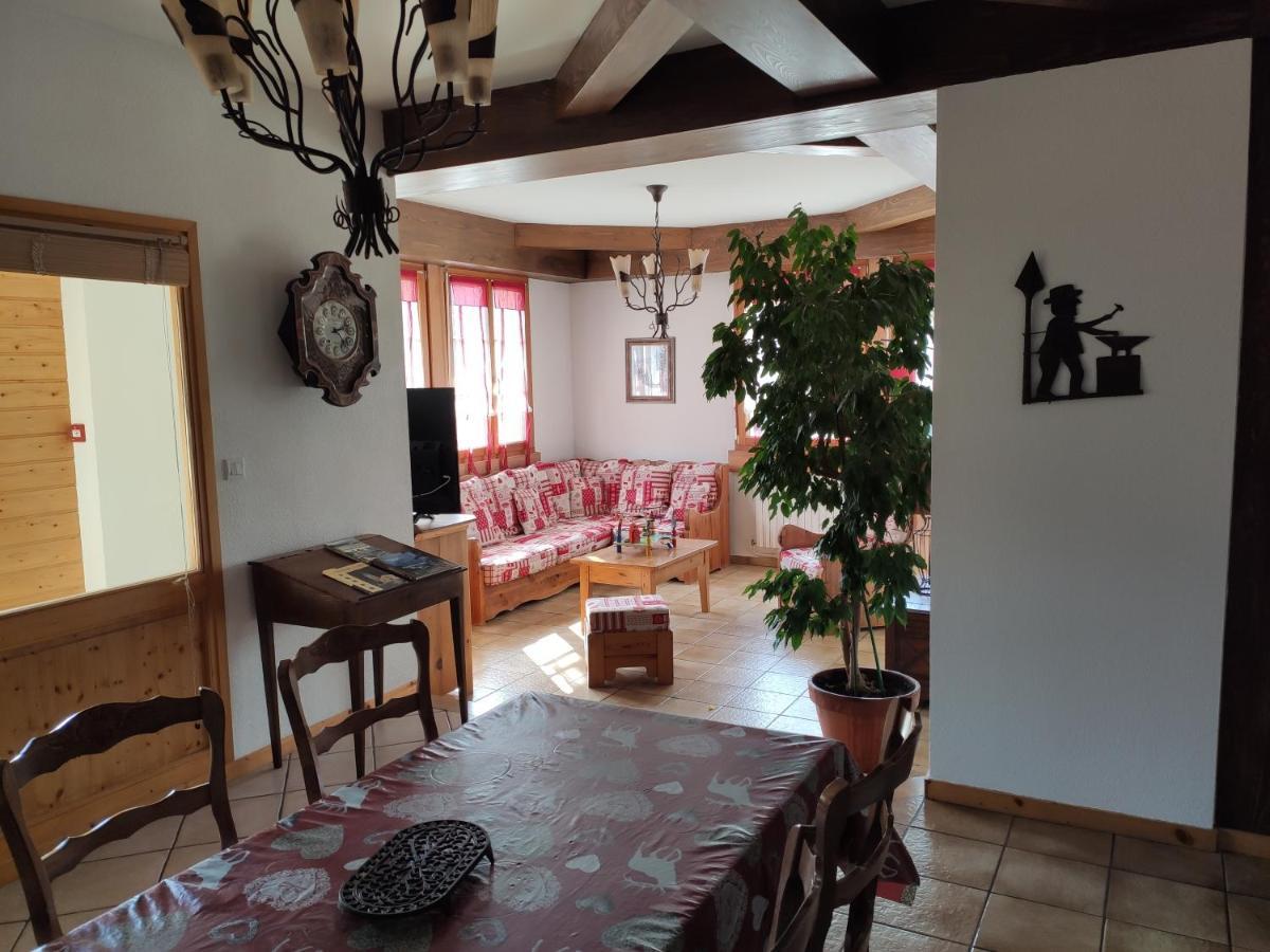 La Source Du Pre Masset Apartment Metabief Bagian luar foto